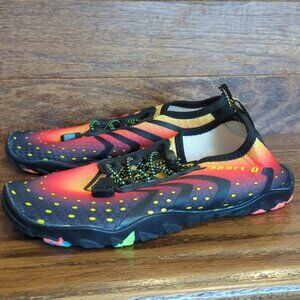 Water Shoes Colorful Kids Shoes with Black Soles Eu 33  Sz 1.5-2 US.